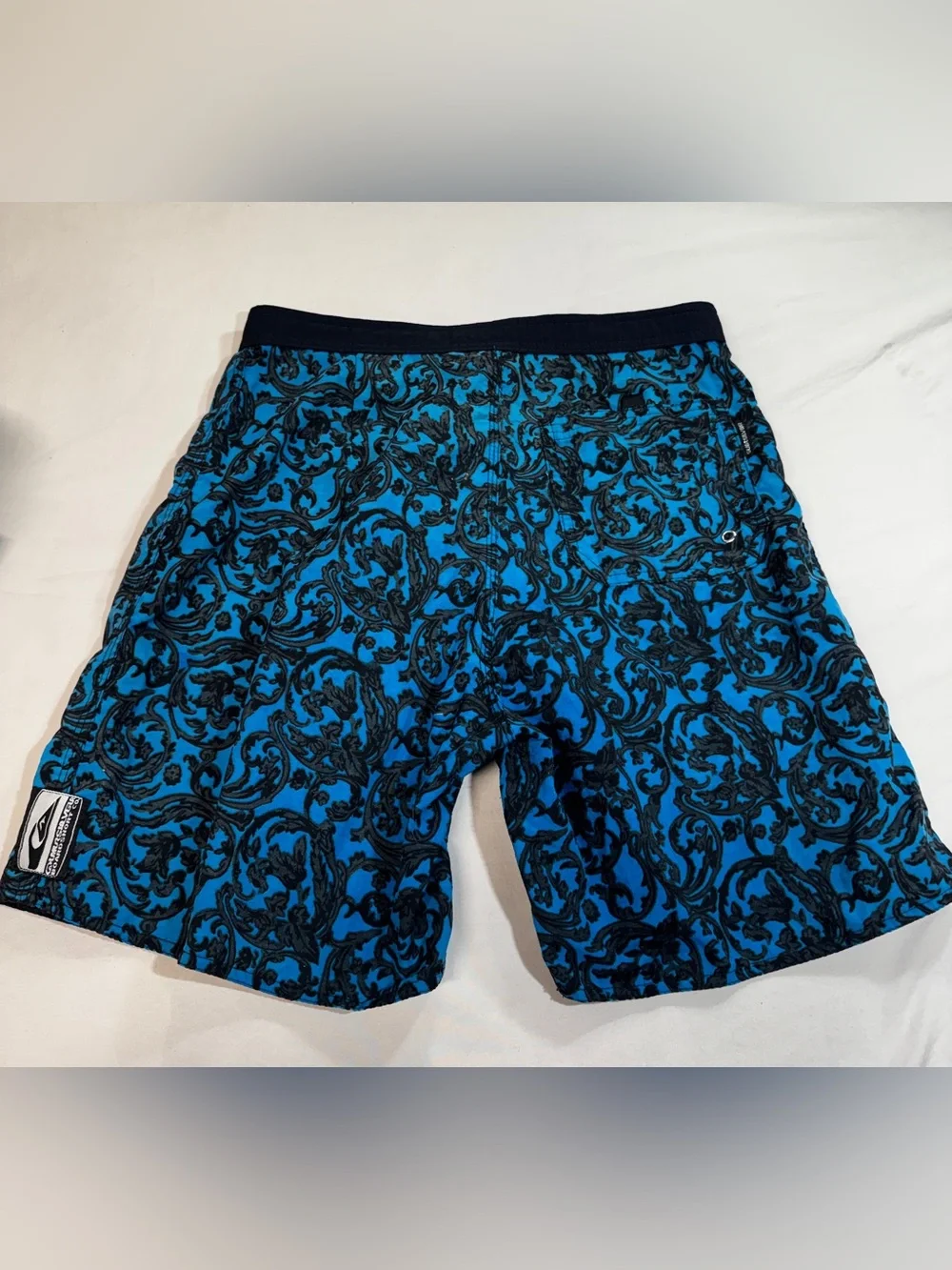 VTG Quiksilver Boardshorts Men 34 Blue Floral Baroque Surf Made in USA 1980s